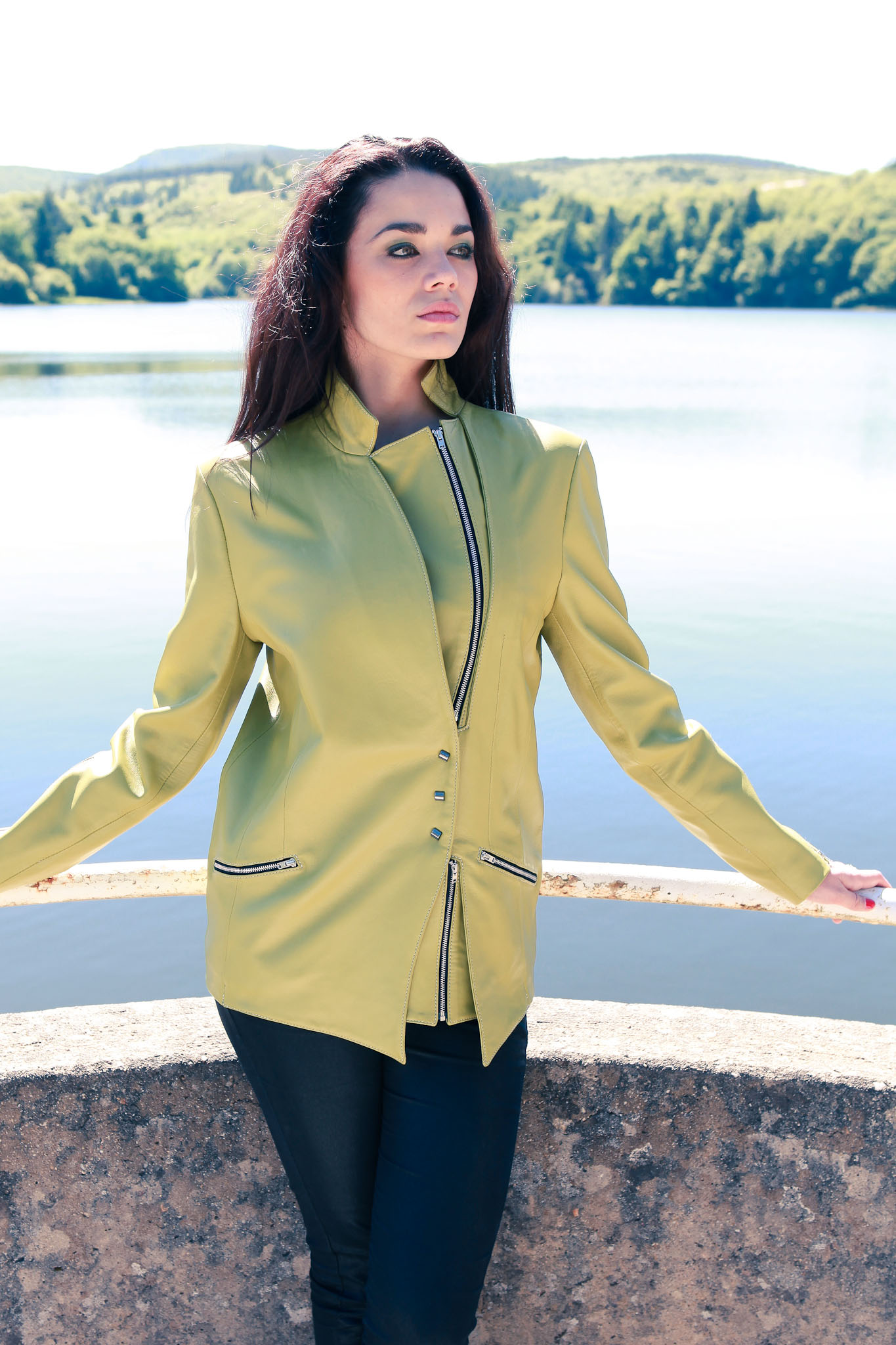 Veste En Cuir D'agneau Asymétrique Elie Tahari - Taille M - Noir - Parfaite Pour Un Look Décontracté
